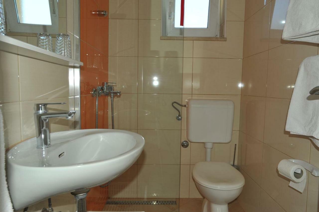 Apartmani Jadranka Viganj Exterior foto